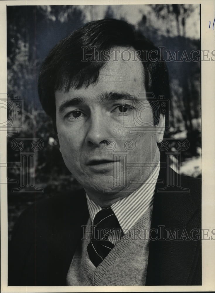 1986 John Drake, accident analyst and investigator for Safety Board - Historic Images
