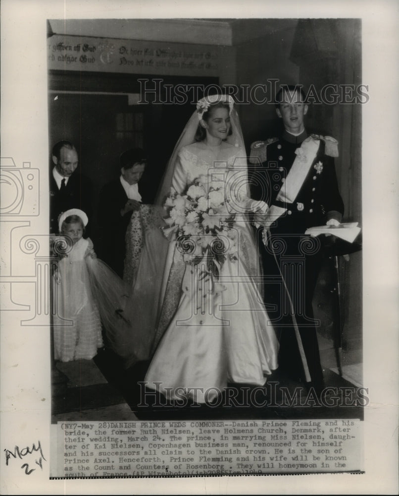 1949 Press Photo Danish Prince Fleming and his bride, the former Ruth Nielsen - Historic Images