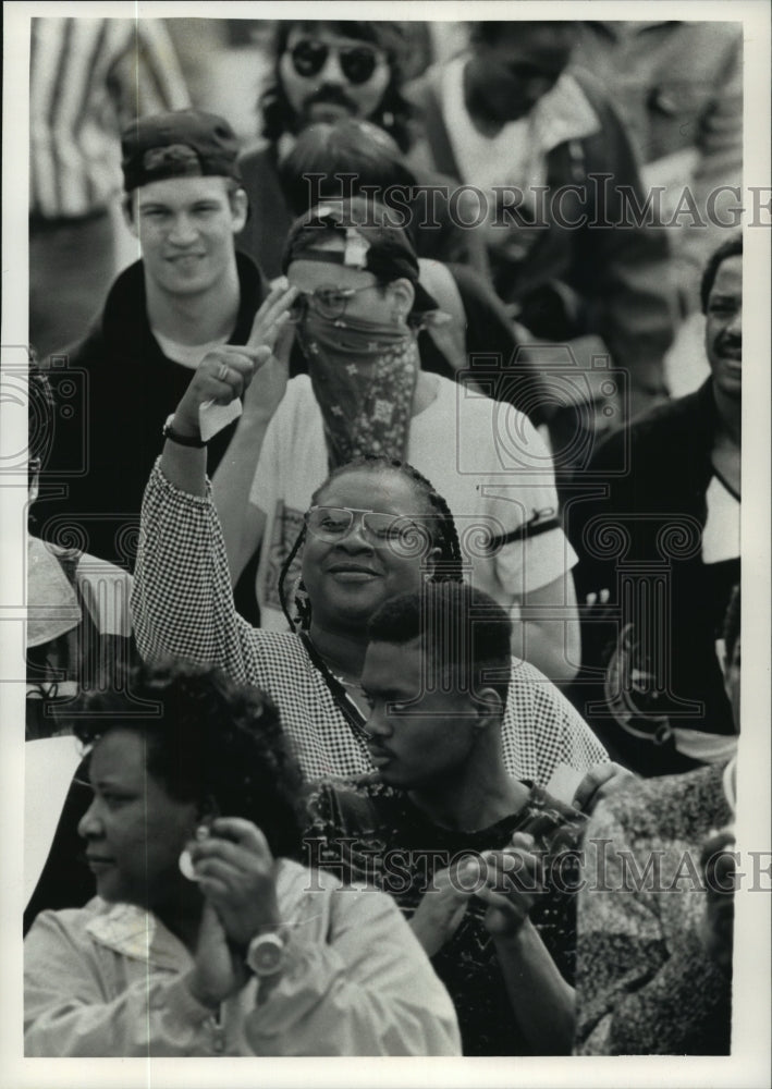 1992 Fannie Thomas at a rally at MacArthur Square, Milwaukee - Historic Images