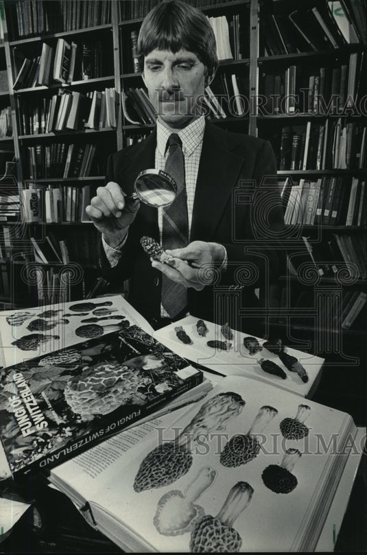1985 Martyn J. Dibben is the Milwaukee museum's mushroom expert - Historic Images