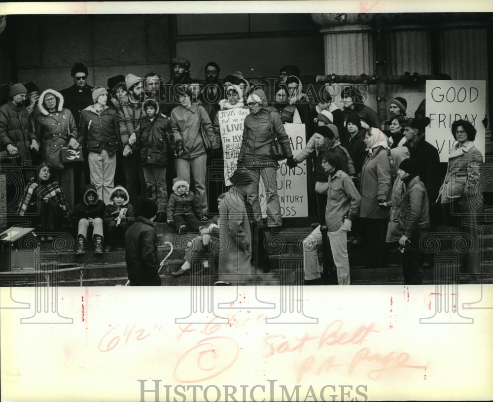 1980 Alternative Good Friday protest, antinuclear group, Milwaukee-Historic Images