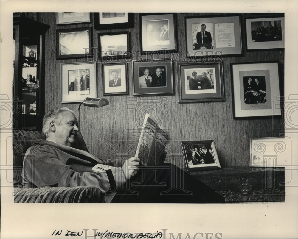 1983 Press Photo Gov. Dreyfus at Home - mja95549 - Historic Images