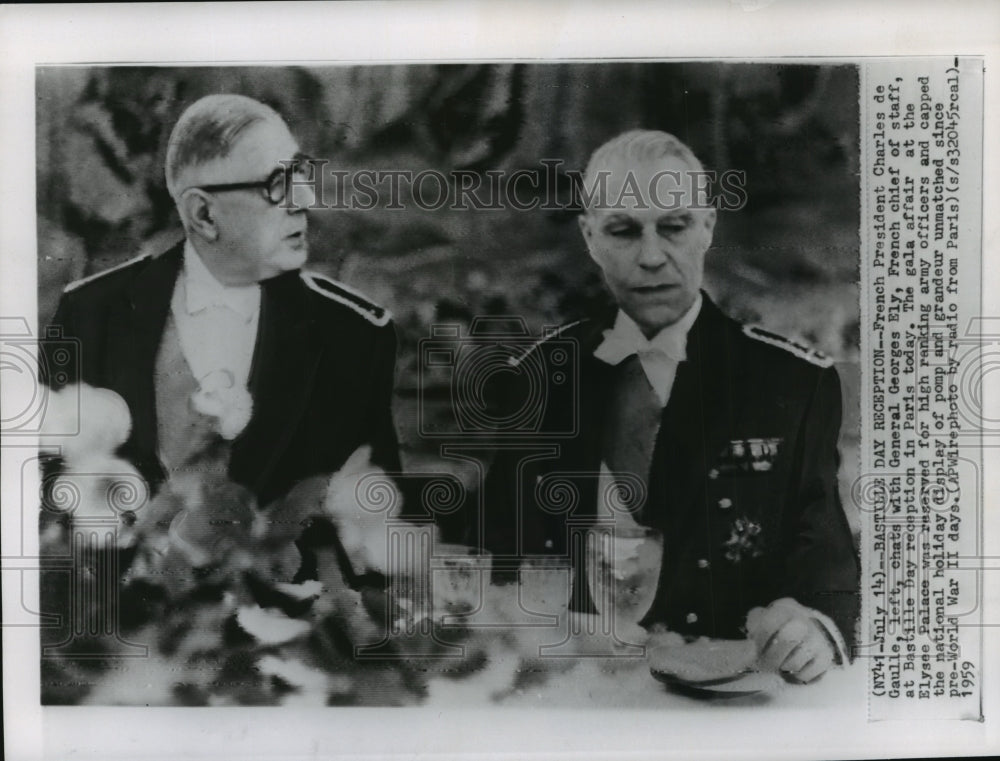 1959 Press Photo French President Charles de Gaulle chats with Georges Ely - Historic Images