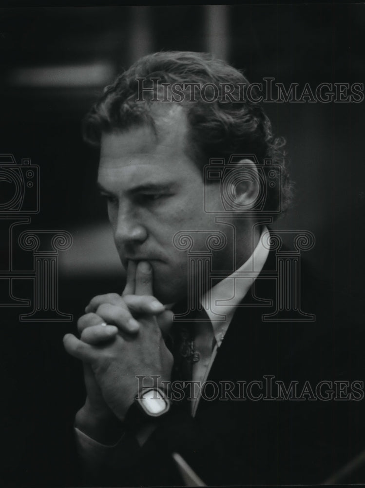 1994 Thomas D. Defke waits in court – Historic Images