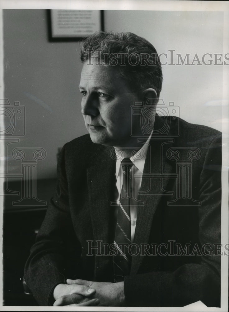 1959 Press Photo James E. Dornoff, vice-president of sales at Pate Oil Company - Historic Images