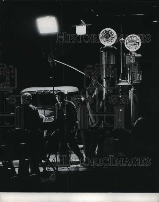 1977 Stallone tries to recruit members in the scene of movie - Historic Images