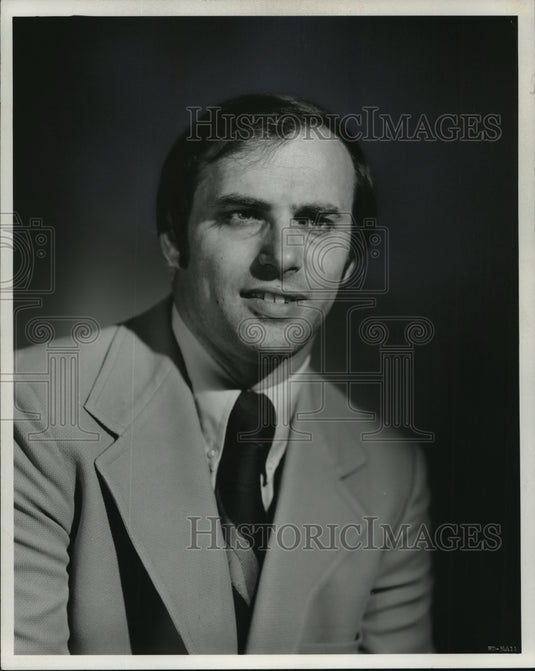 1976 Press Photo Ronald J. Dranchak V.P. of relations at AMF Harley-Davidson. - Historic Images