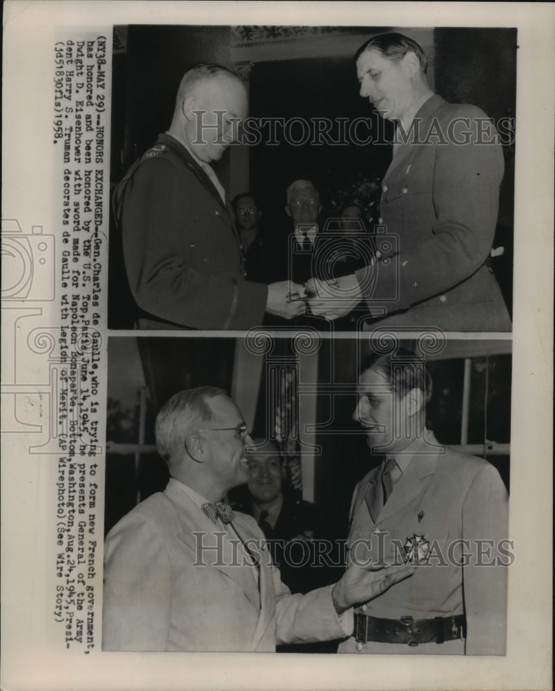 1958 Press Photo Charles de Gaulle honors Dwight Eisenhower with a sword - Historic Images