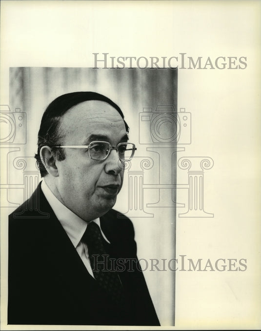 1981 Mose Durst, President of Unification Church of America - Historic Images