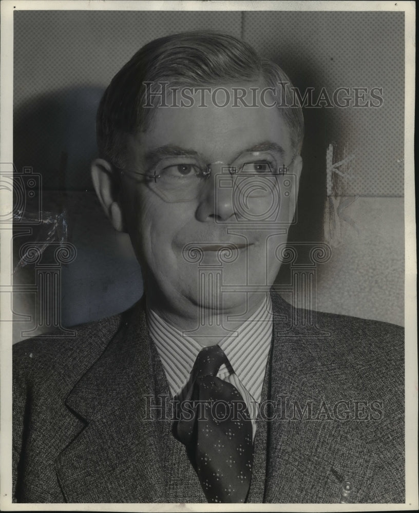 1938 Press Photo Judge F. Ryan Duffy Sr. poses for photo - mja96660-Historic Images