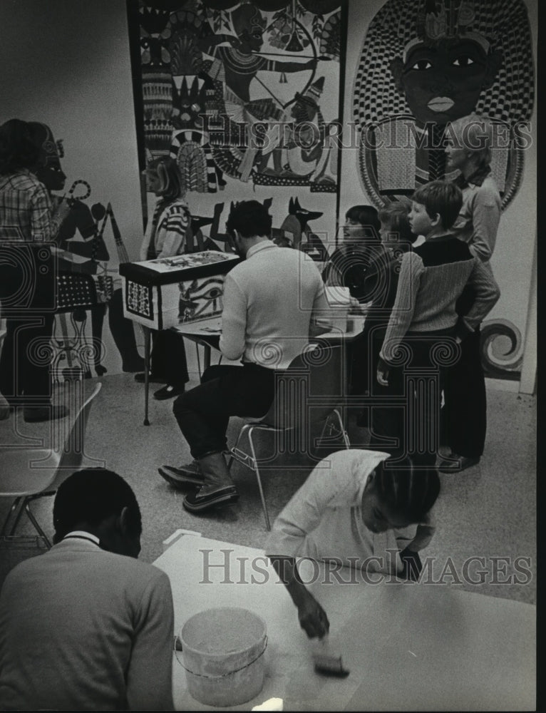 1980 Youths at the Milwaukee Public Museum to participate in project-Historic Images