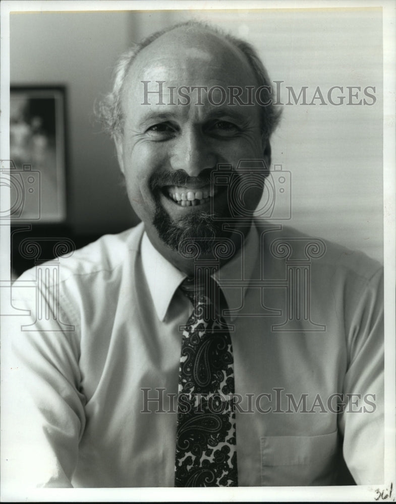 1994 Press Photo John F. Ebbot, executive director of Legal Action of Wisconsin - Historic Images