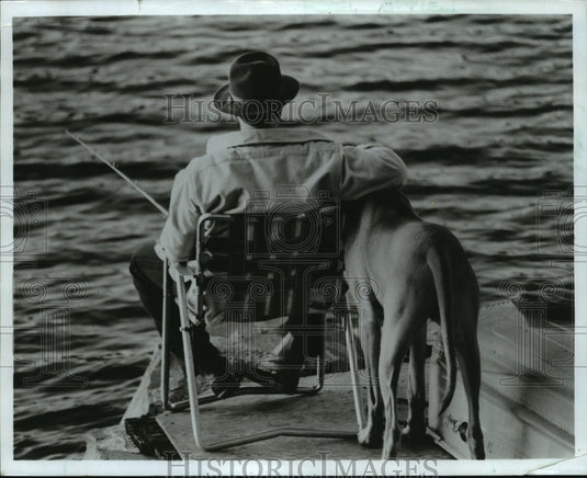 1986 Press Photo Pets can be therapeutic toward human. - mja97291 - Historic Images