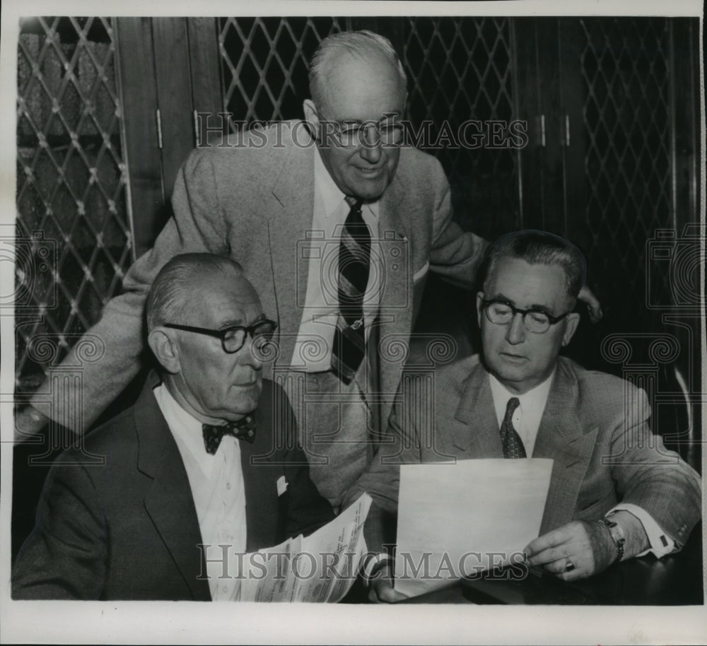 1953 Press Photo E.J. Hillock, Martin Durkin and Peter Schoemann, Labor Leaders - Historic Images