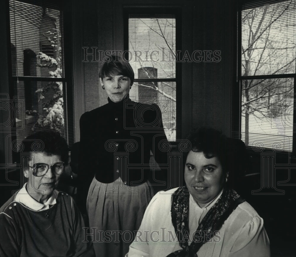 1988 Press Photo Elder peer counselors at Washington County Mental Health Center - Historic Images