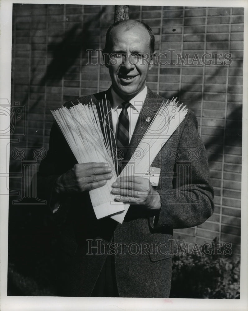 1969 Press Photo Stan Du Rose ski jumping and insurance official, Madison - Historic Images