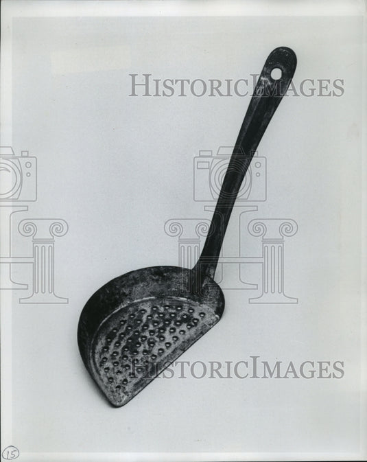 Press Photo An egg turner on display at the Old World Wisconsin museum-Historic Images