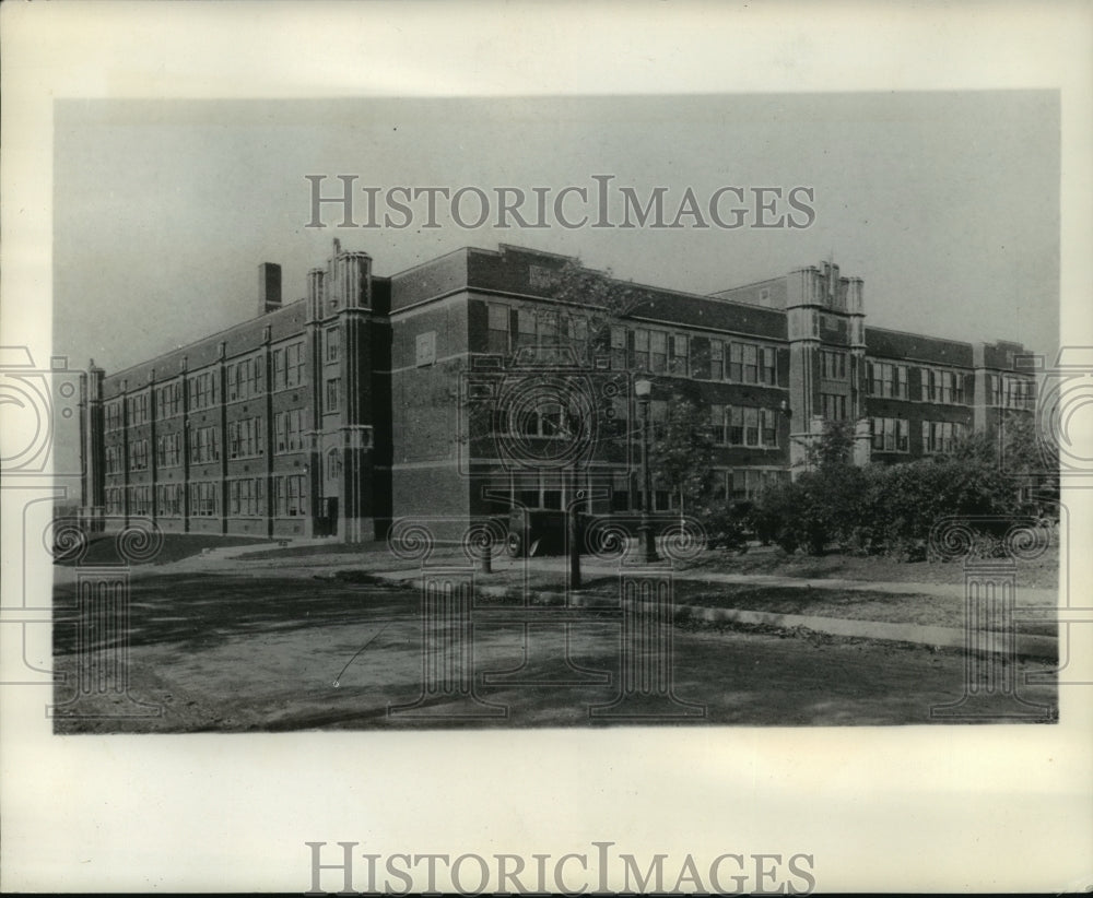 1935 Press Photo The Eau Claire Senior High School, Wisconsin - mja98773 - Historic Images