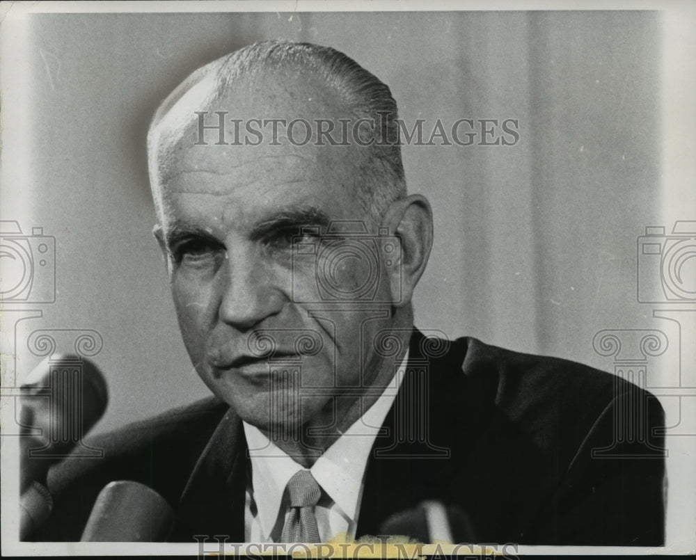 1965 Press Photo William Dole Eckert voted New Baseball Commissioner - mja99185 - Historic Images