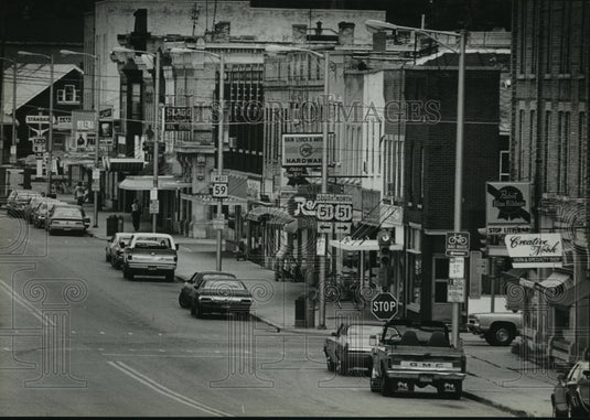 1980 Down town  Edgerton, Wisconsin, Dana Corporation plant closing. - Historic Images
