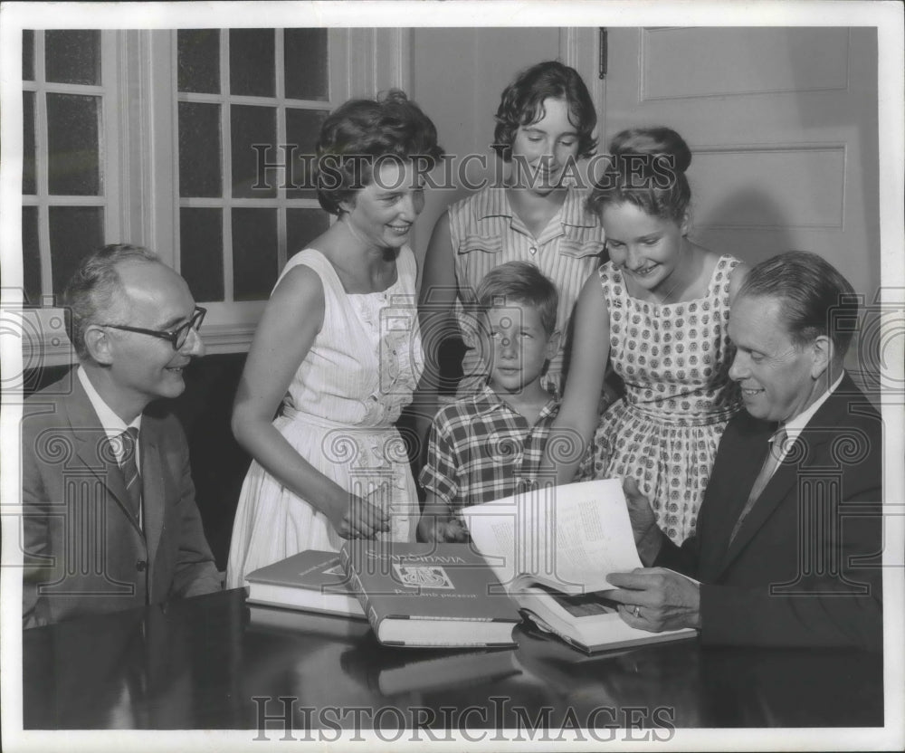 Press Photos University of Wisconsin Pres. Conrad Elvehjem with Nielsen Family - Historic Images