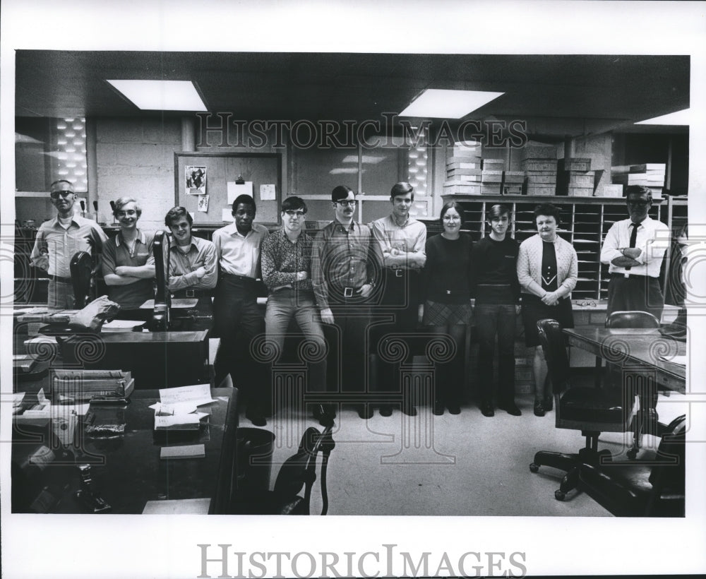 1971 Press Photo Mail Desk Department at the Milwaukee Journal - Historic Images