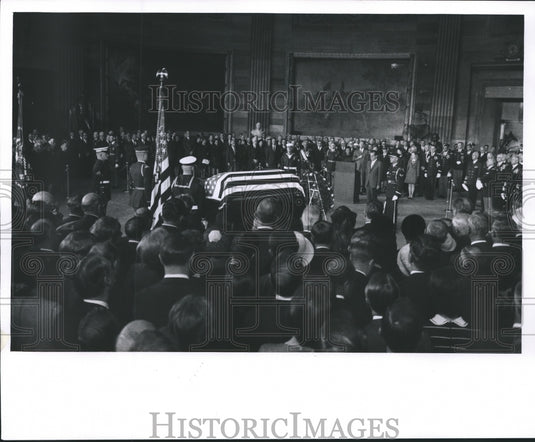 1969 Press Photo President Nixon stands at back of Dwight Eisenhower's casket-Historic Images
