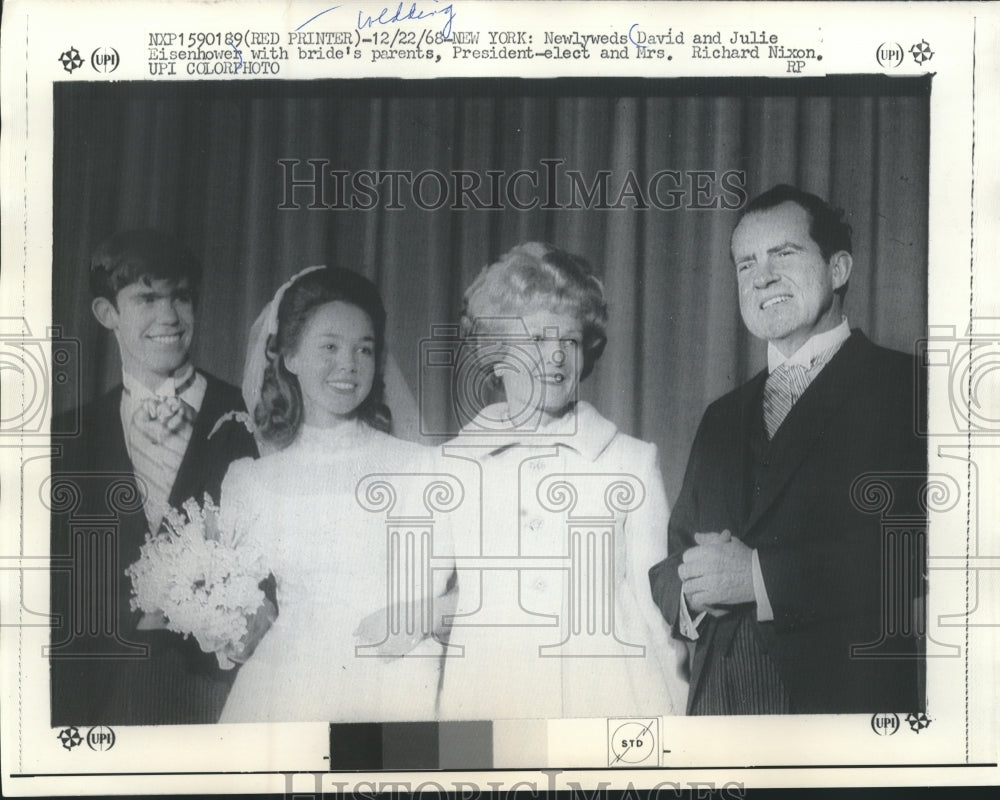 1968 Press Photo Newlyweds David and Julie Eisenhower and her parents the Nixons - Historic Images