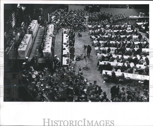 1964 Press Photo GOP rally for Dwight Eisenhower, who endorsed Wilbur Renk-Historic Images