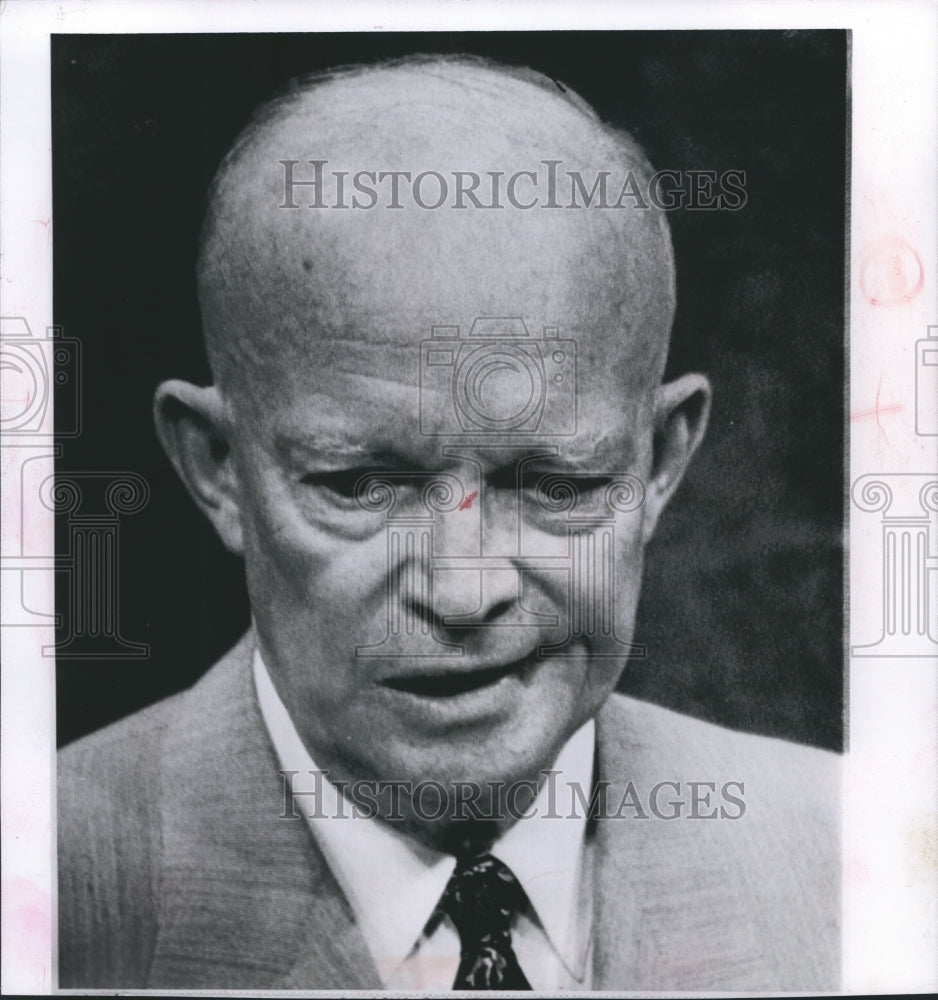 1956 Press Photo Dwight D Eisenhower first speech after surgery. - mjb01088 - Historic Images