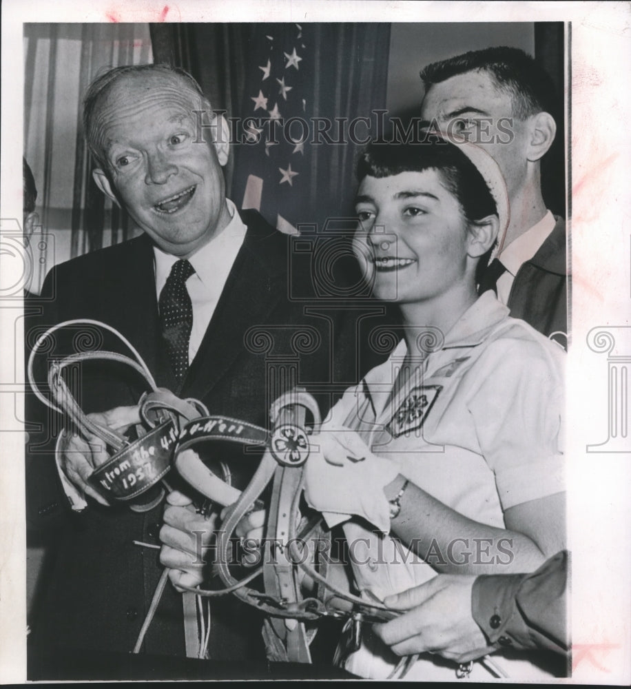 1957 Press Photo President Eisenhower receives gifts from 4-H - mjb01107- Historic Images