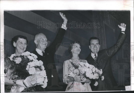 1956 Press Photo President Eisenhower, wife and Nixons at rally, Washington D.C.-Historic Images