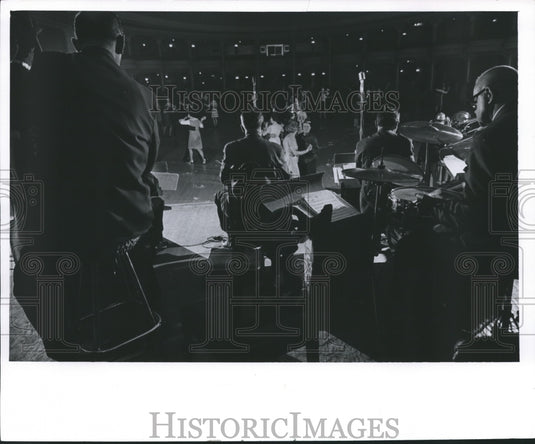 1968 Press Photo View of the Eagle's ballroom from behind the band - mjb01852 - Historic Images