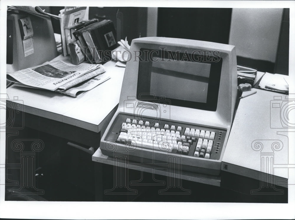 1977 Press Photo One of Milwaukee Sentinel&#39;s News Computers - mjb01911 - Historic Images