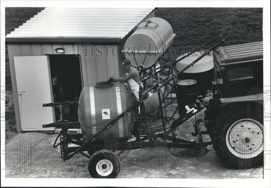 1990 Melvin Stauss Chemical Sprayer, Stauss Berry Farm-Historic Images