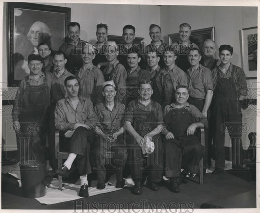 Press Photo Milwaukee Journal Pressroom employees group picture - mjb02983 - Historic Images