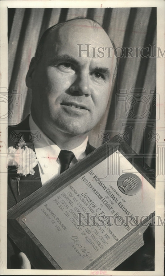 1967 Press Photo Joseph C. Fagan, with his B'nai B'rith award. - mjb03337 - Historic Images