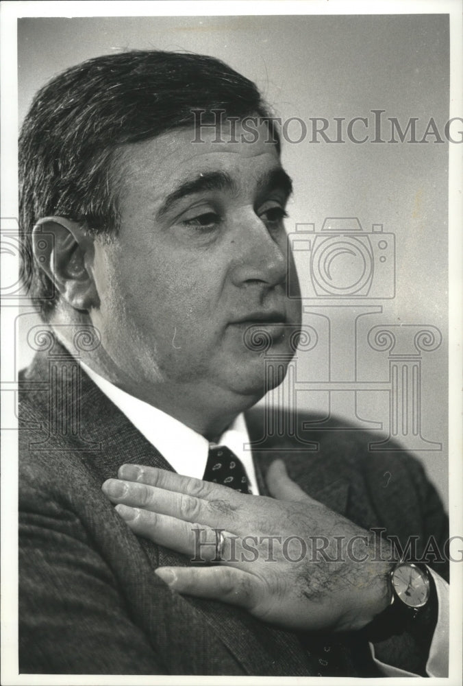 1993 Press Photo Frank S. Falcone, new president of Carroll College. - Historic Images