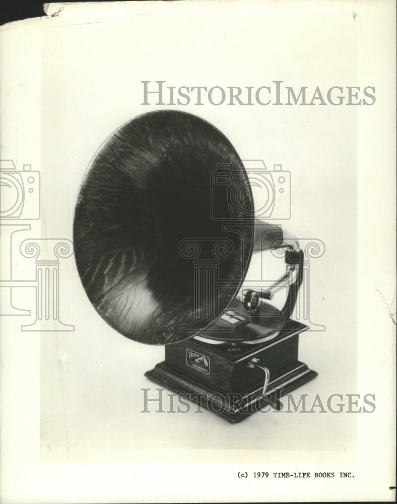 first record player invented