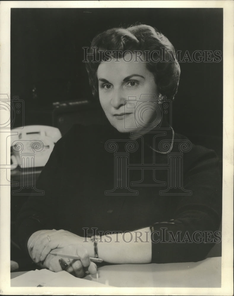 1967 Press Photo Mrs. Rosa B. Evans, general manager at WOKY radio - Historic Images