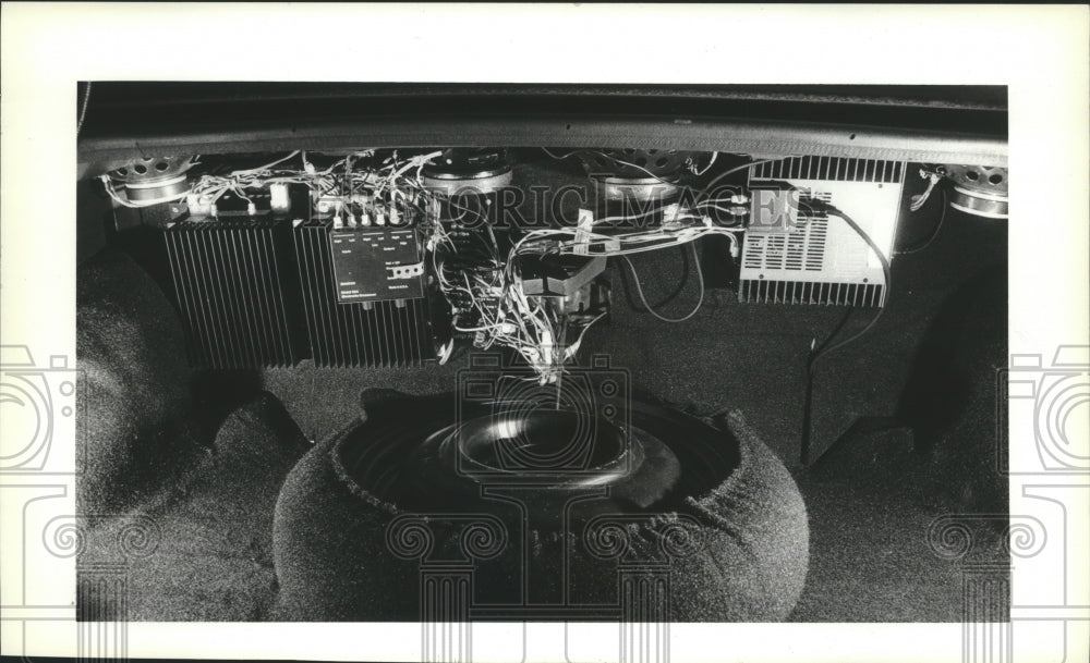 1981 Press Photo End of the Phonograph in the Trunk - Historic Images