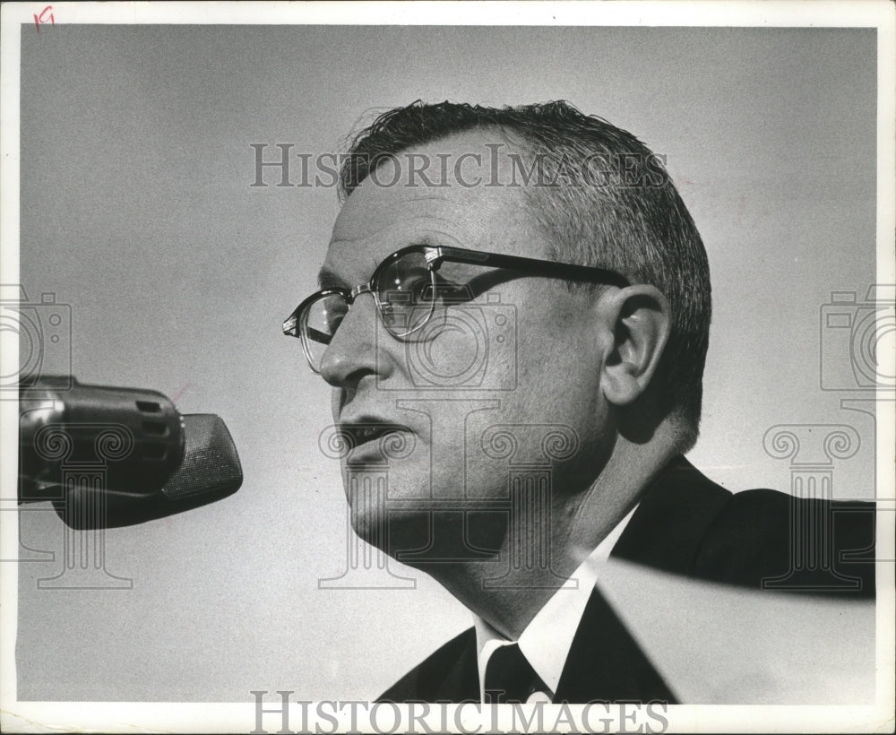 1965 Press Photo Wisconsin Justice Thomas E. Fairchild - mjb04209 - Historic Images