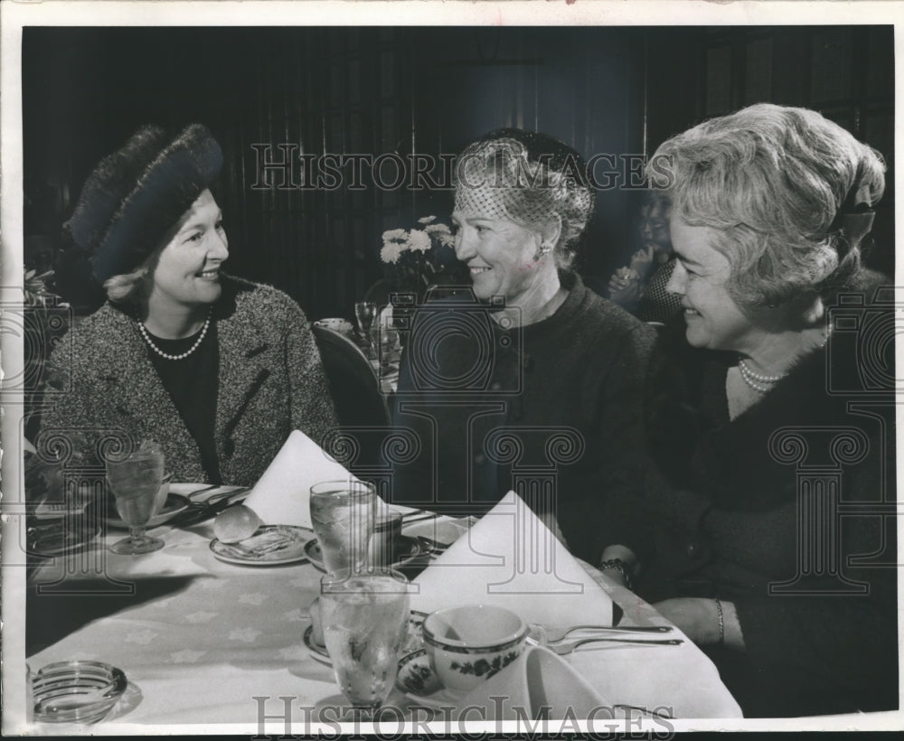 1964 Press Photo Annual Fall luncheon of the Milwaukee Symphony Women's league-Historic Images