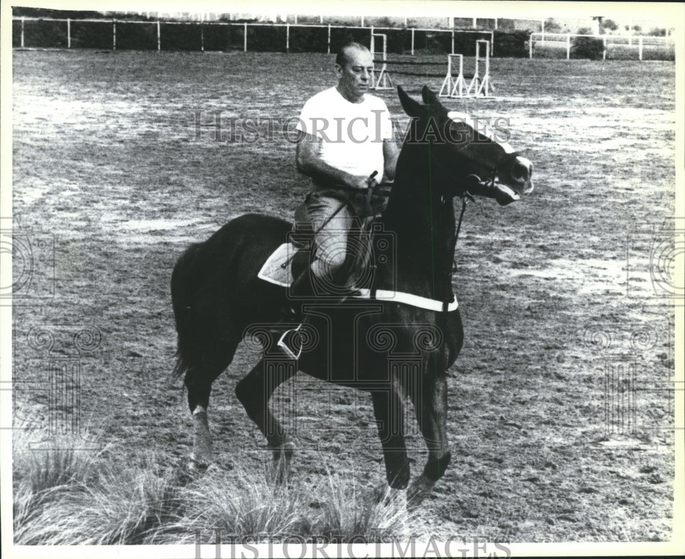 1978 Press Photo Joao Baptista Figueiredo goes for a daily ride in Brasilia - Historic Images