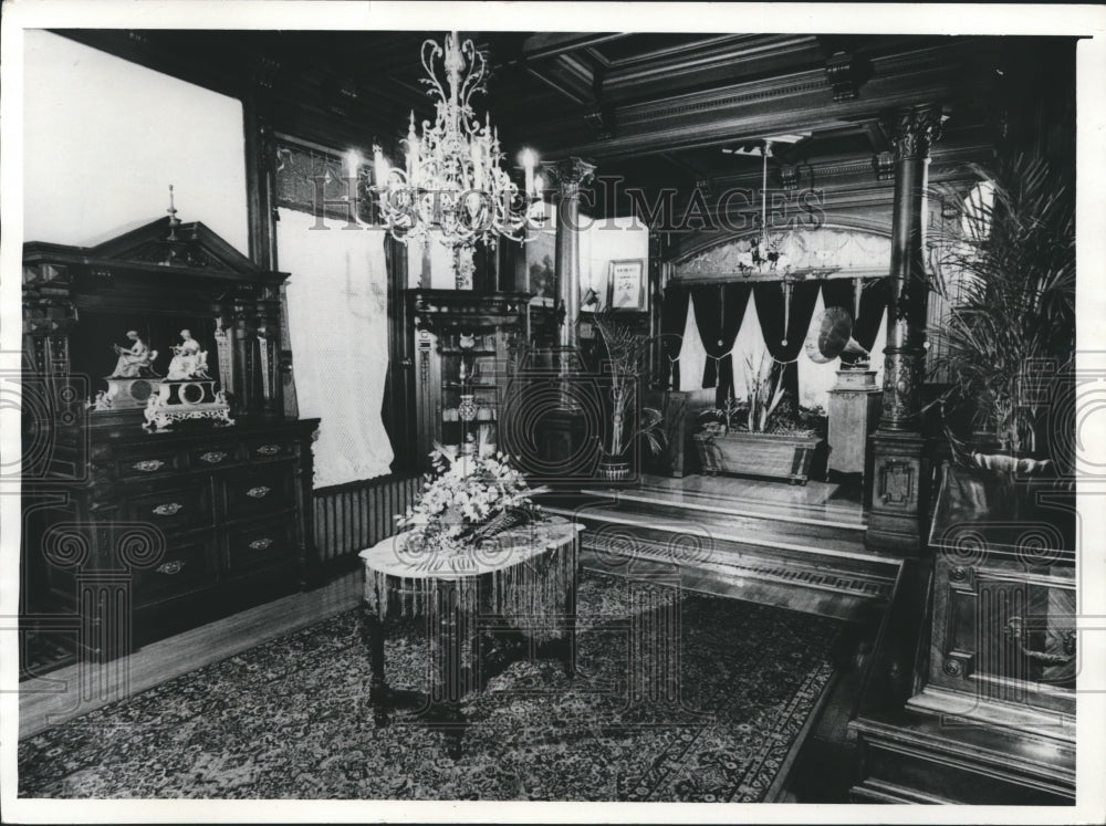 Dining room in the Kalvelage House on Kilbourn Avenue-Historic Images