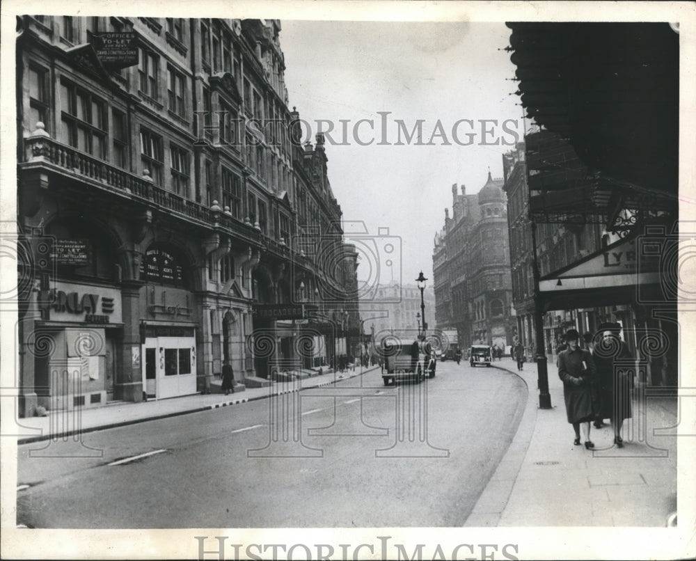 1940 Press Photo Shaftebury One, the Heart of the Theater District - mjb04657 - Historic Images