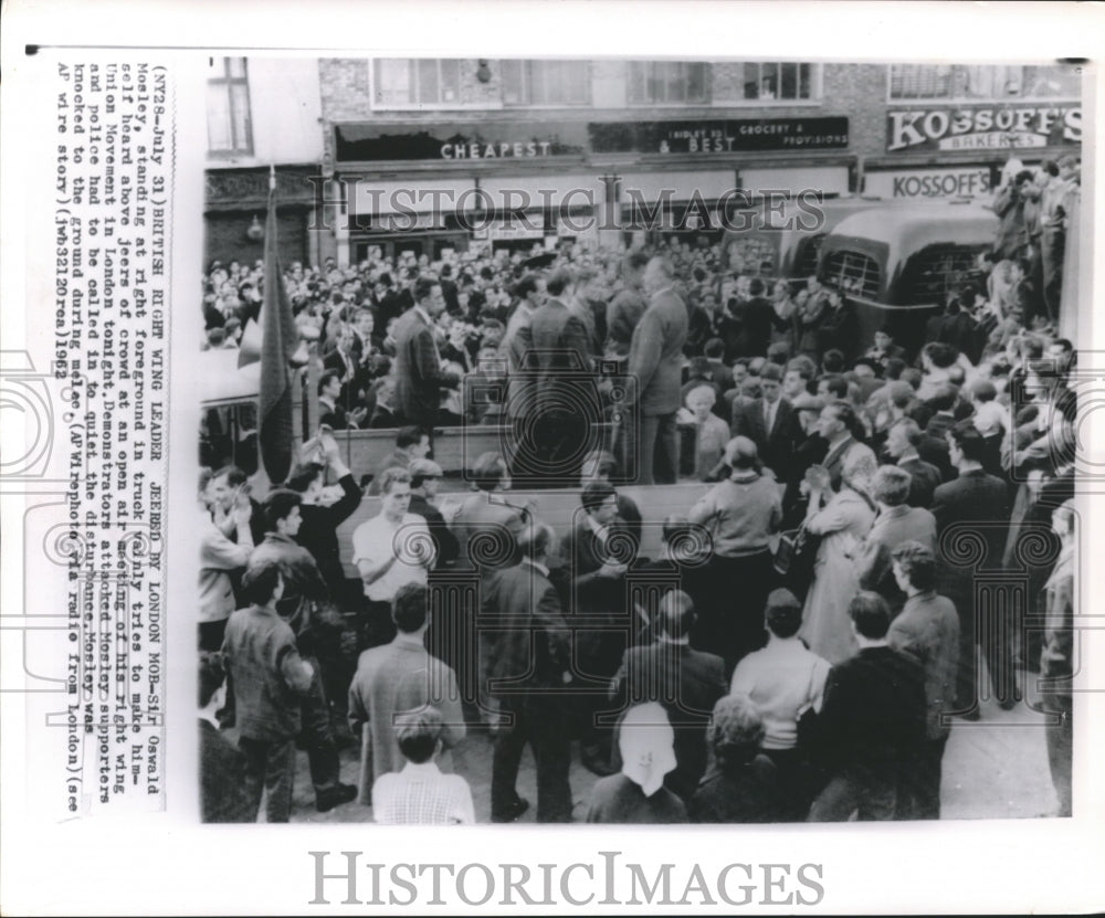 1962 Press Photo Sir Oswald Mosley jeered by London mob at rally - mjb04879 - Historic Images