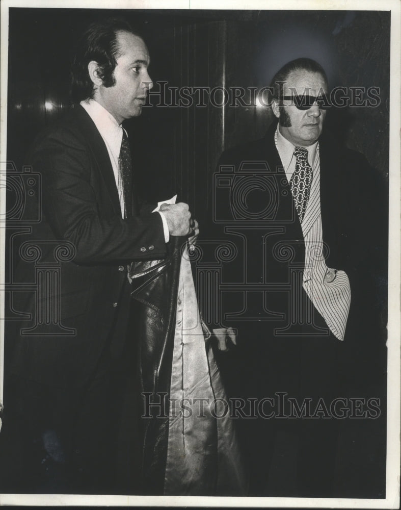 1975 Press Photo Annunzio Ferraro Testified Before Inquiry in Oshkosh - Historic Images