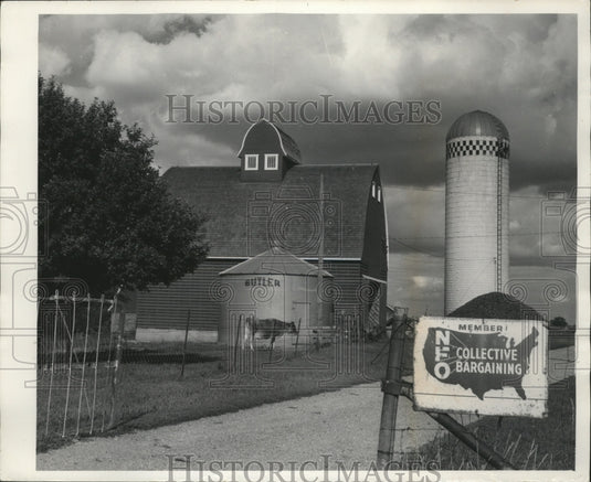 1979 Press Photo Iowa County Farm Cupula on Storage shed roof. - mjb05650 - Historic Images