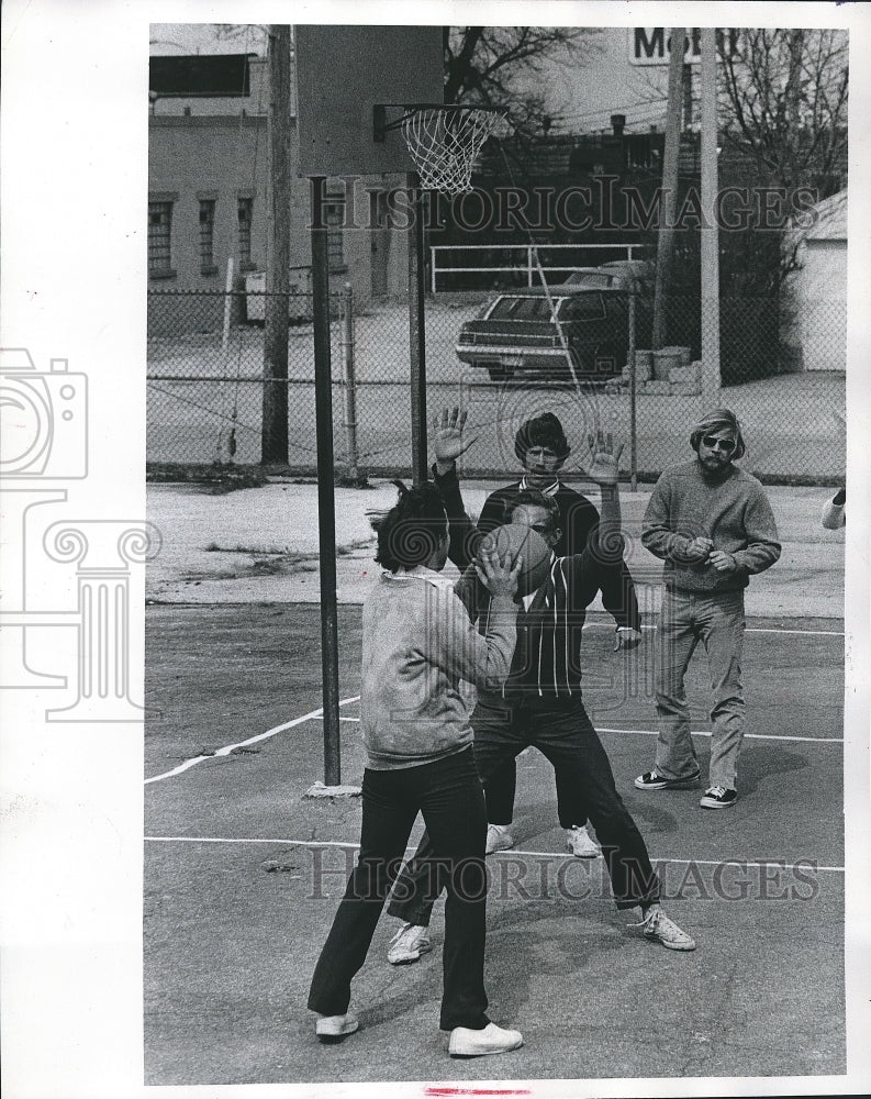 1973 Press Photo Students and Teachers Playing Basketball at Liberty School - Historic Images